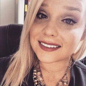 Meet your Posher, Brandy